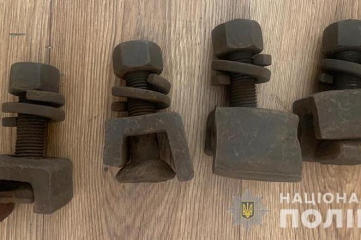 Полицейские разоблачили злоумышленника, который воровал железнодорожные пути в Измаиле