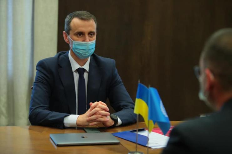 Минздрав предложил продлить карантин в Украине на все лето