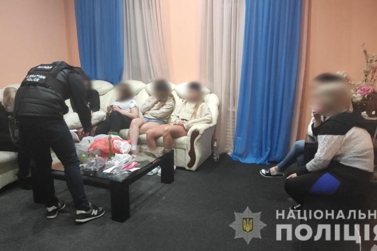 В ОДЕССЕ "НАКРЫЛИ" 10 БОРДЕЛЕЙ