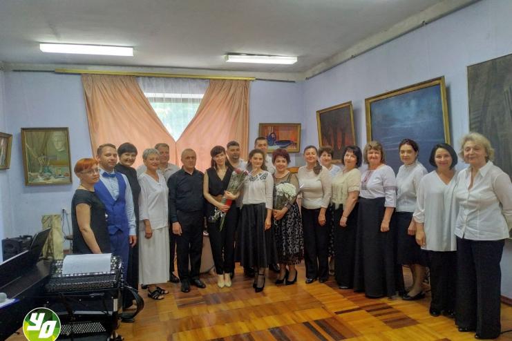 «ВСЕ МИНАЄ, АЛЕ МУЗИКА ВІЧНА!»:  віртуозні музиканти в гостях у татарбунарців