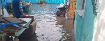 В нескольких районах Бессарабии подтоплены дворы домов: в области объявлено штормовое предупреждение