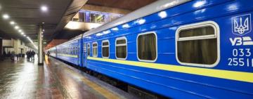 Скандал з Укрзалізницею: пасажирів залишили, а речі повезли