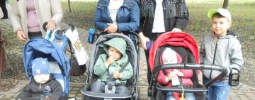 Молодые мамы - самые восхитительные и обворожительные!