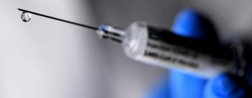 Украинец умер спустя 4 часа после вакцинации Pfizer'ом