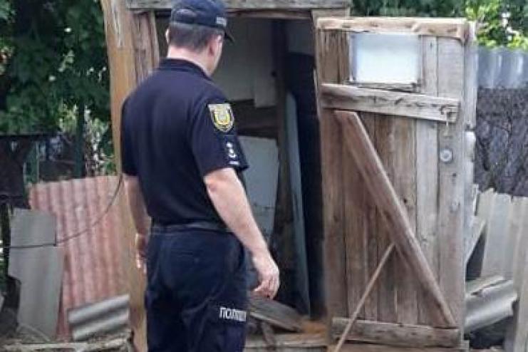 Упала в выгребную яму: в Арцизе трагически погибла 16-летняя девушка