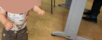 Брала кредит «на погулять»: в Одесской области горе-мать оставила ребенка прямо в кабинете соцслужбы