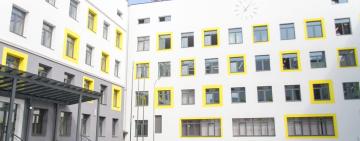 МОЗ оголосив конкурс для шкіл, в яких вакцинувалися 80% працівників. Розігруються комп'ютери