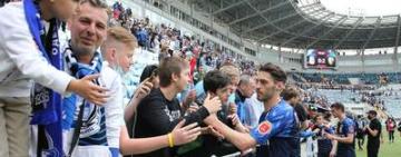 Автобус футболістів «Чорноморця» закидали димовими шашками: поліція встановлює особи правопорушників