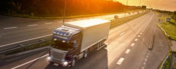 Кабмин готовится ввести плату за пользование дорогами для тяжелых грузовиков