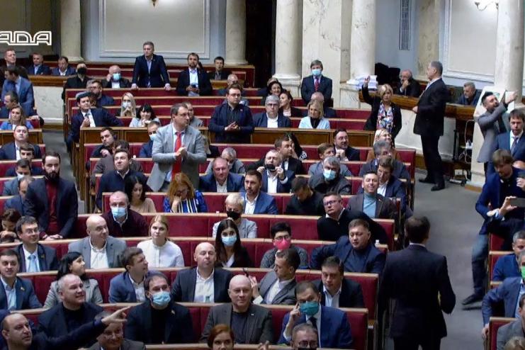 Рада прийняла закон про деолігархізацію: що це означає