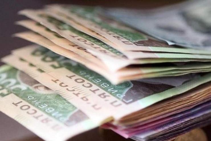 "ПРОСТО КОСМОС": украинские партии за 5 лет потратили на свою деятельность 3 миллиарда