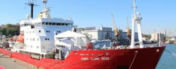 В Одеський порт зайшов куплений у Британії криголам 