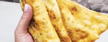 Смачний день. ЧЕБУРЕКИ НА ЗАВАРНОМУ ТІСТІ