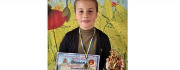 Олесь Бобок из Тарутино восхитил Украину своей игрой на домре