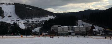Любишь кататься - люби и прививаться: на новогодние каникулы украинские горнолыжные курорты будут работать только для вакцинированных - Ляшко