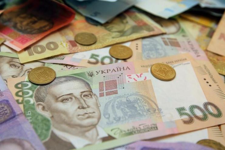 ШМЫГАЛЬ ПООБЕЩАЛ ПОДНЯТЬ МИНИМАЛЬНЫЕ ПЕНСИИ ДО 2600 ГРИВЕН
