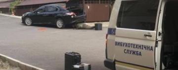 Народный депутат Гео Лерос обнаружил неизвестное устройство под своим автомобилем