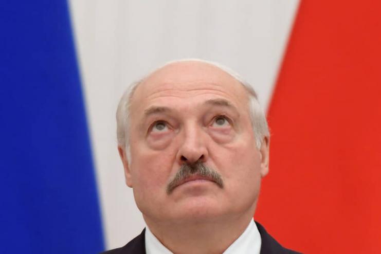 Лукашенко хочет разместить у границы с Украиной российские "Искандеры"