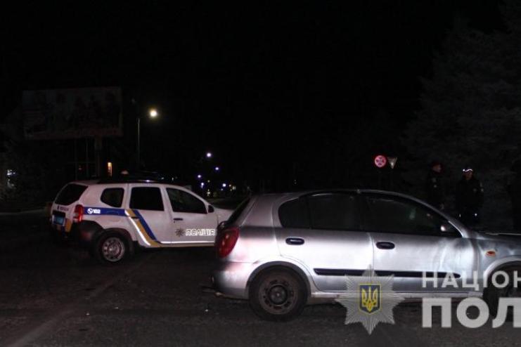 Житель Одесской области "подшофе" столкнулся с полицейским авто