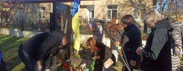 У Сараті пройшов мітинг-реквієм до Дня пам'яті жертв Голодомору 