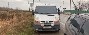 НА ТРАСІ ОДЕСА-РЕНІ ПРИКОРДОННИКИ ВИЯВИЛИ КОНТРАФАКТНУ ПРОДУКЦІЮ НА МАЙЖЕ 200 ТИС. ГРИВЕНЬ