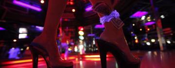 "Оторвался" на 800 000 гривен: украинец знатно отдохнул в польском стрип-баре 