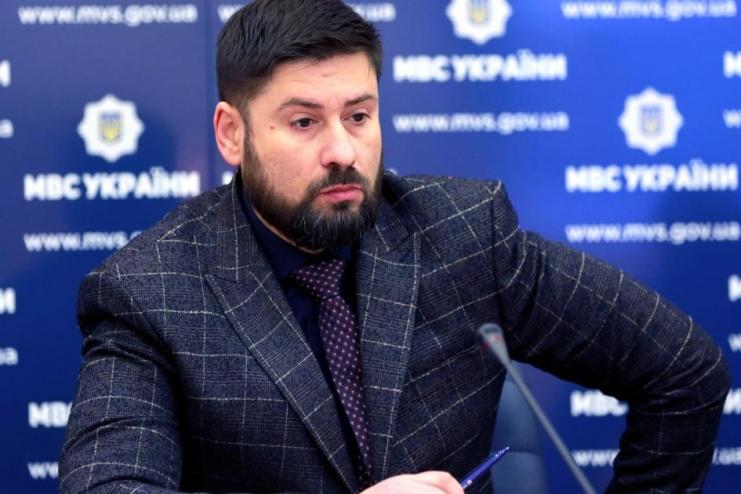 «Не видите кто я?»: замглавы МВД устроил скандал на блокпосту в зоне ООС и угрожал полицейским