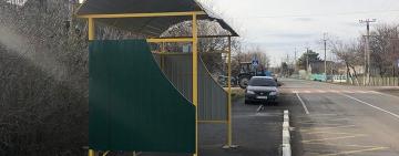 В Килии на трех улицах устанавливают автобусные установки (фото)