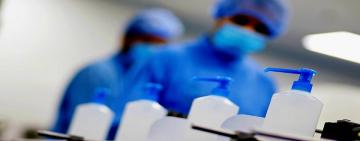 После двух недель комы скончался молодой украинский моряк, выпивший дезсредство (фото)