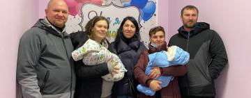 Шанс на будущее: одесские волонтёры спасли двух мам и их новорожденных малышей