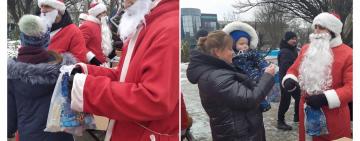 Казкові Санта-Клауси на татарбунарських вулицях