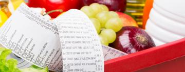 Кабмин ввел регулирование цен на гречку, сахар, макароны, молоко и другие товары