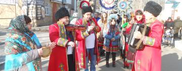 Фееричный рождественский фестиваль в Тарутино