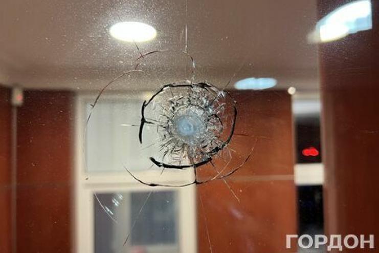 В Киеве обстреляли редакцию издания "ГОРДОН" (видео)