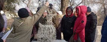 В Одесі провели екскурсію для 17 людей з вадами зору