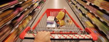 АТБ заплатил десятки тысяч компенсации: схемы обмана в супермаркетах Украины