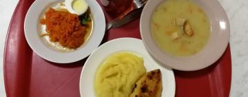 Для тех, кто ждет своей очереди для проезда в Молдову на пункте пропуска Серпневое