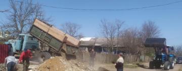 Ремонтируем уличные дороги своими силами