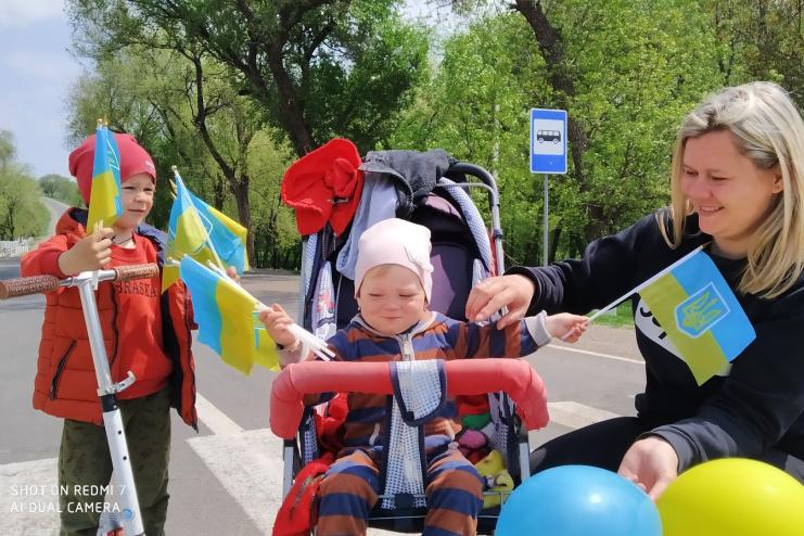  Детки в Малоярославце Первом посвятили флешмоб ВСУ