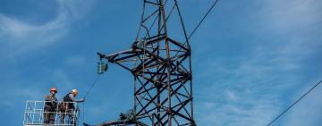 ДТЕК повернув світло для майже 2 тисяч родин на Одещині, що були знеструмленими через обстріли