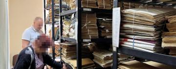 Продавала стаж: на Одещині правоохоронці викрили директорку трудового архіву 