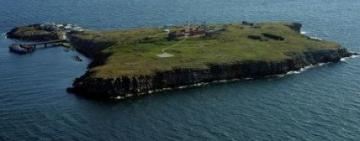 Сили оборони продовжують гатити ворога на Зміїному  - Гуменюк