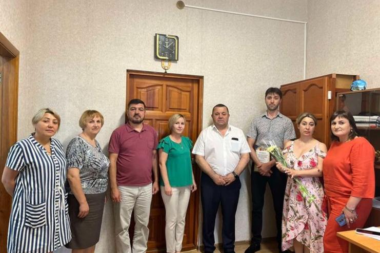 Тарутинских налоговиков поздравили с профессиональным праздником