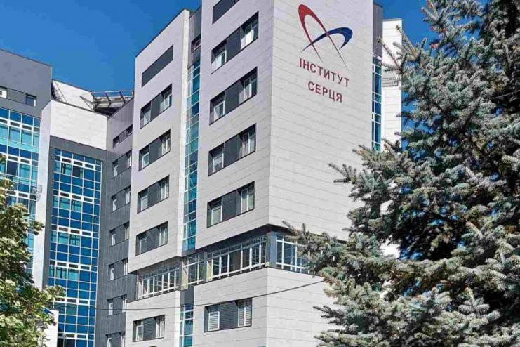 Борис Тодуров провів надскладну операцію на працюючому серці, яка врятувала життя військовому