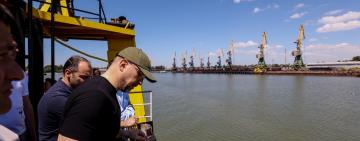 Шмигаль відвідав порти на півдні Одещини