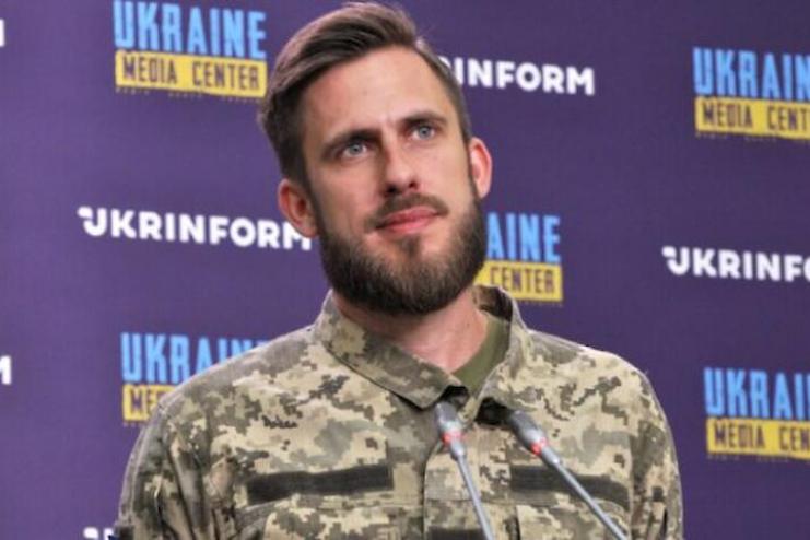 РОСІЙСЬКІ ЗАГАРБНИКИ ПЕРЕВОЗЯТЬ БІЙЦІВ «ІНОЗЕМНОГО ЛЕГІОНУ» ДО «ДНР» ДЛЯ ОГОЛОШЕННЯ СМЕРТЕЛЬНОГО ВИРОКУ 