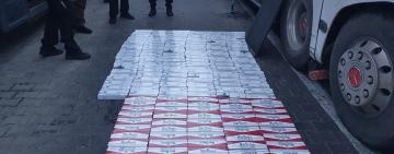 НА ОДЕЩИНІ ПРИКОРДОННИЙ СЛУЖБОВИЙ ПЕС ВИНЮХАВ ПОНАД 3 ТИСЯЧІ ПРИХОВАНИХ ПАЧОК ЦИГАРОК