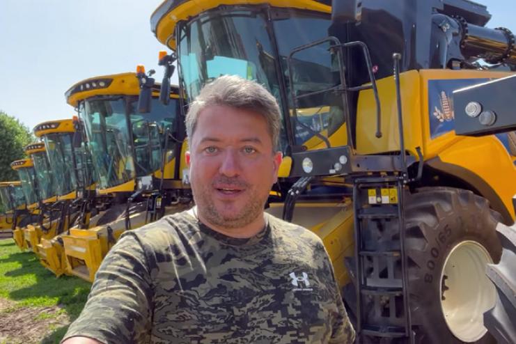 Комбайни New Holland поїдуть допомагати українським аграріям
