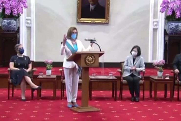 Пелосі провела зустріч із головою адміністрації Тайваню