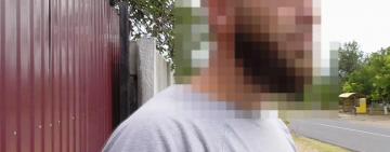 Облаштував теплицю з коноплею, дбайливо обсапував, підв’язував та поливав: на Одещині поліцейські викрили наркоаграрія